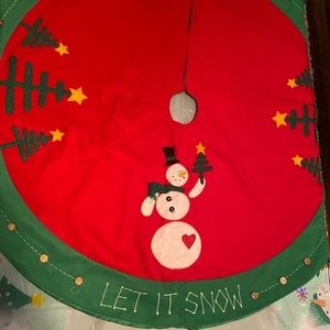 Snowman Tree Skirt